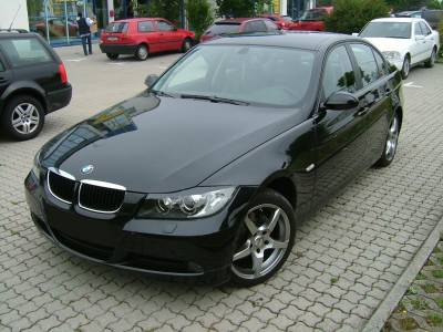 BMW 320i